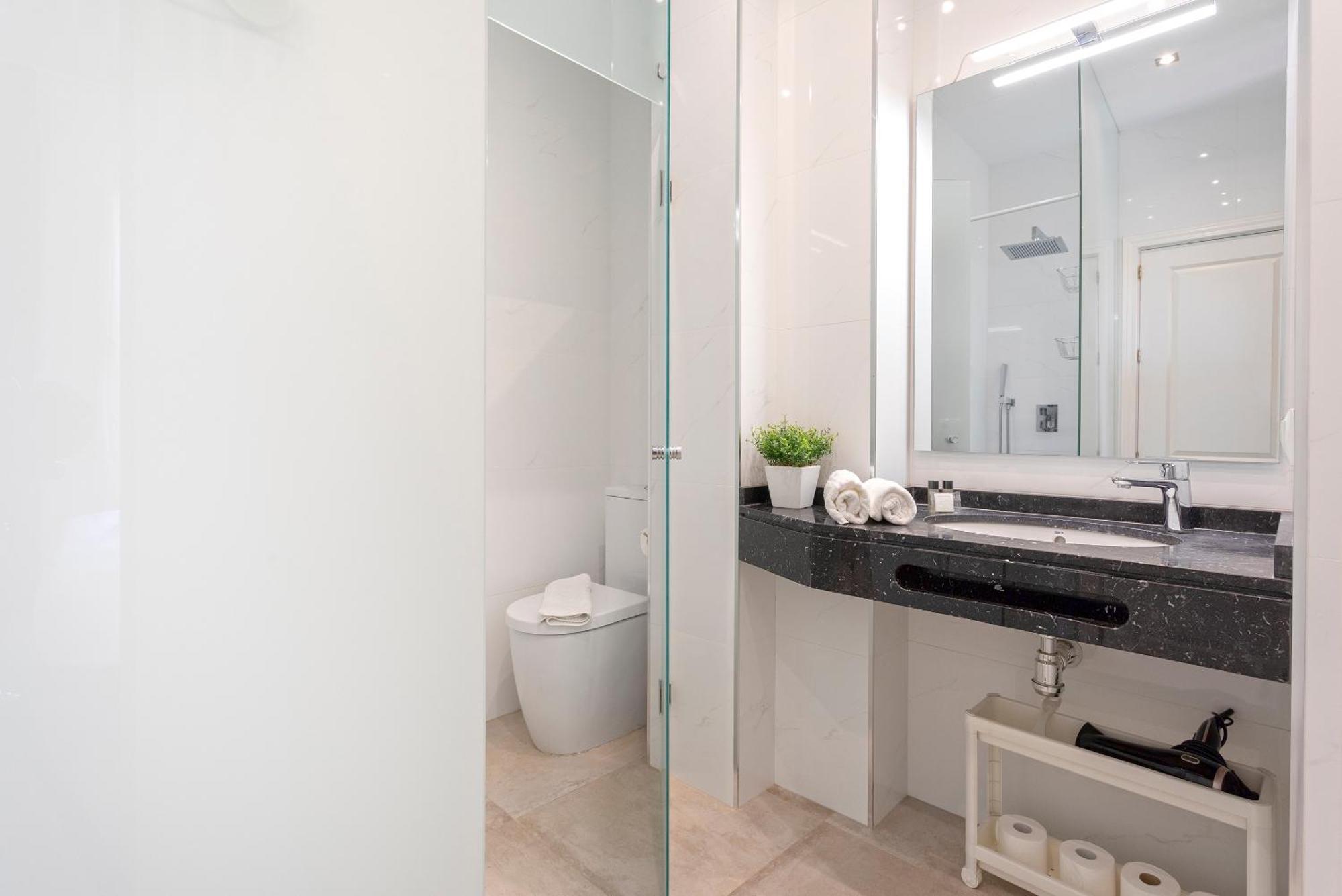 Apartamento Reformado En Malaga Centro By Rent Me Bagian luar foto